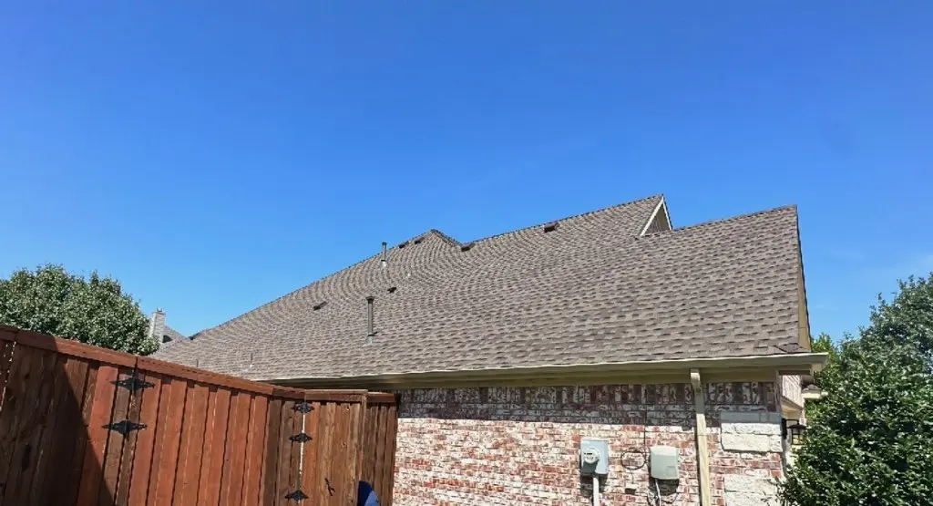 Completed roof replacement project in Winslow
